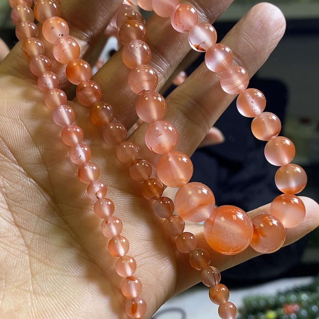 南红玛瑙未镶嵌颈饰yg