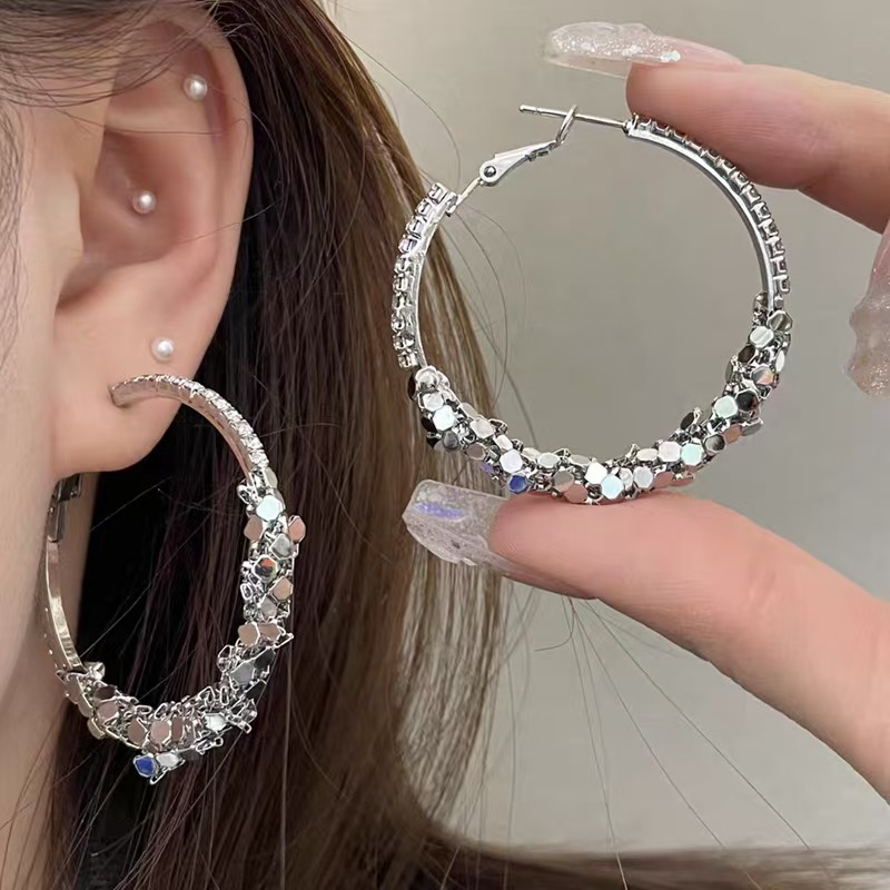 铜合金耳饰 轻奢时尚百搭简约设计感圈圈耳环小众精致耳饰饰品