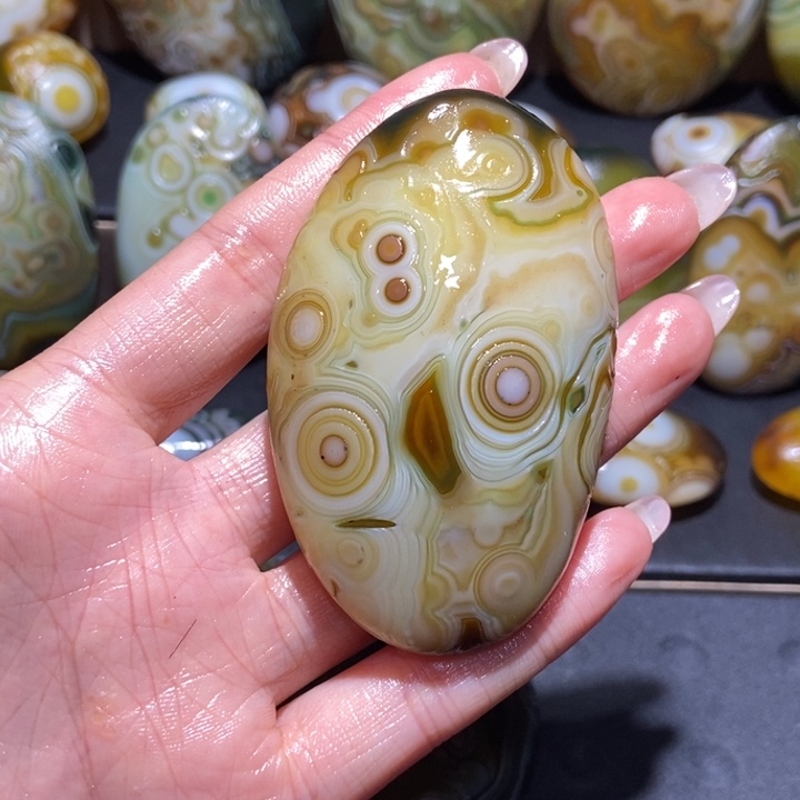 【闪购商品】未镶嵌玛瑙/玉髓珠宝奇石s