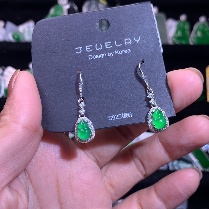 【闪购商品】银S925镶嵌翡翠耳饰