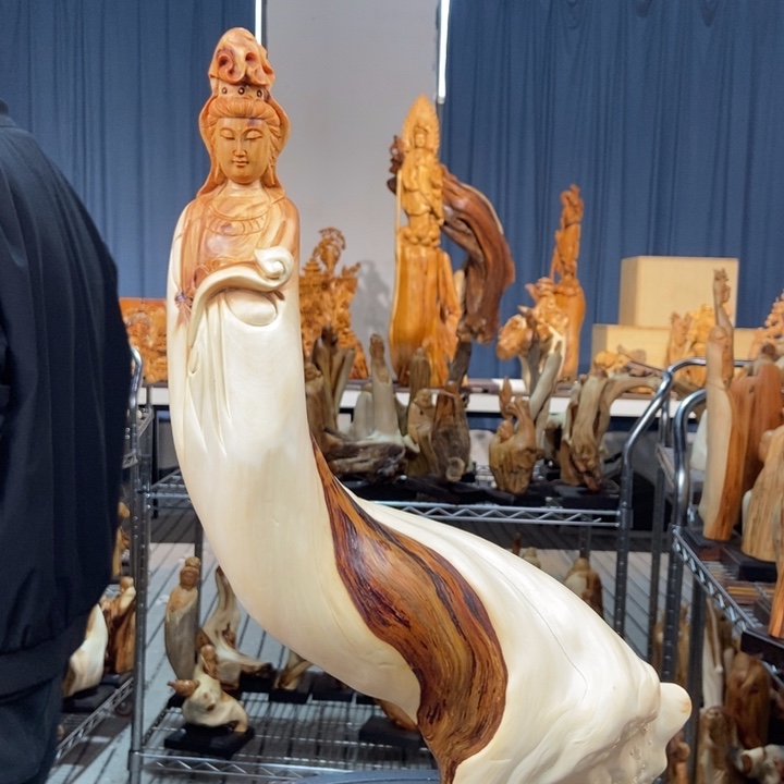 柏木（崖柏）随型摆件