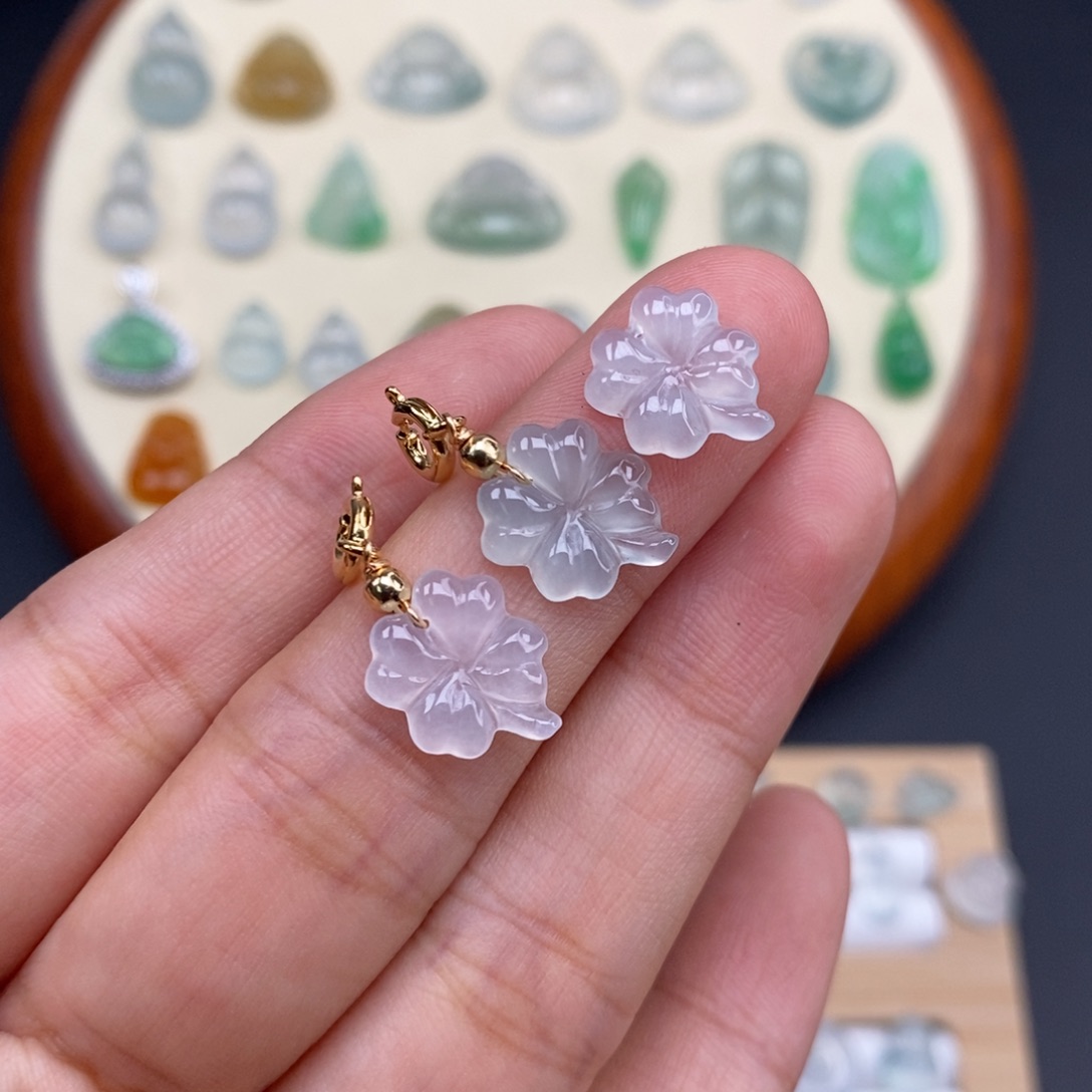 翡翠颈饰未镶嵌多样性发一个