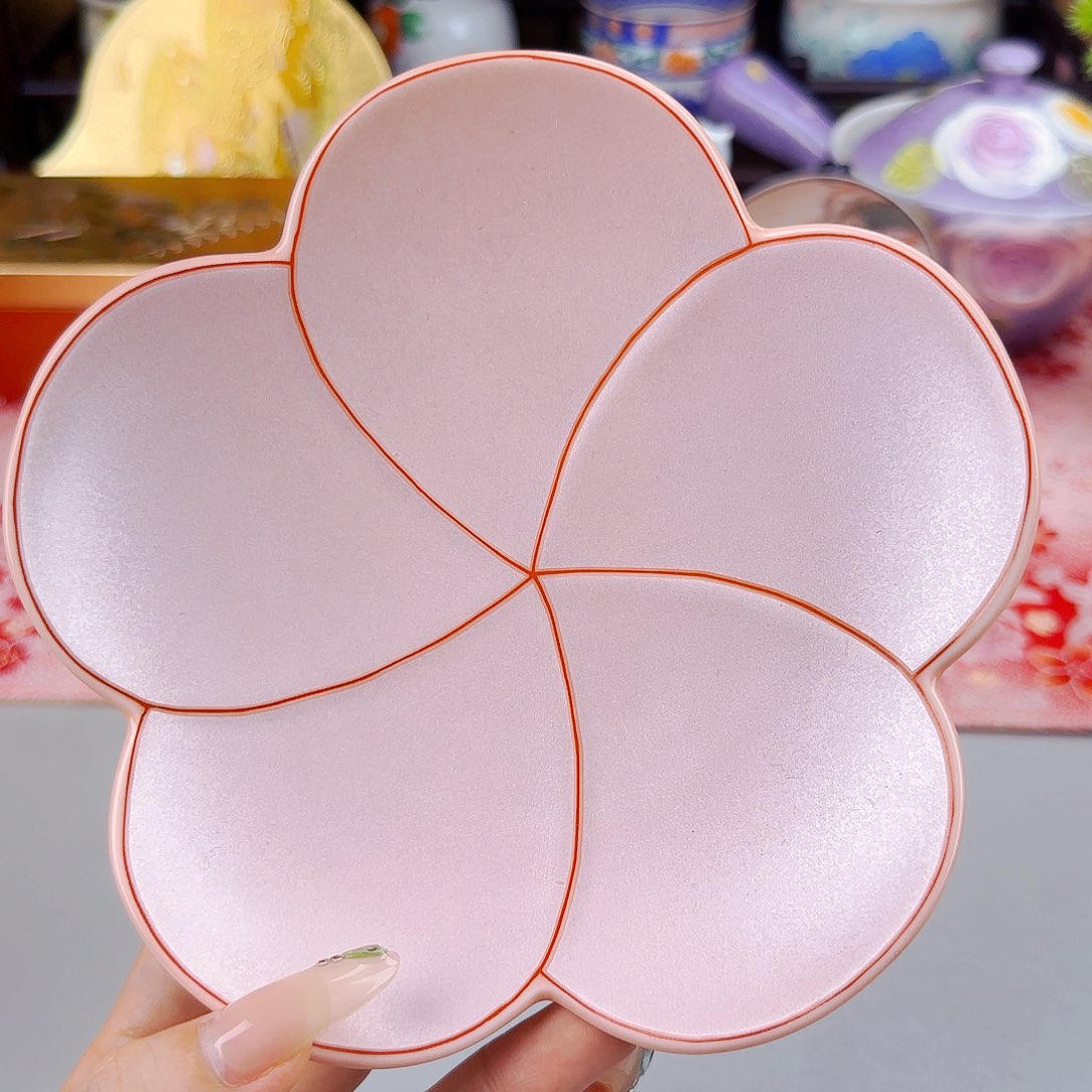 他家茶具瓷器真美！6