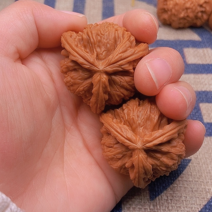 吊坠文玩核桃好***来三棱