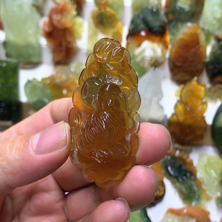 蛇纹石玉珠宝半成品未镶嵌