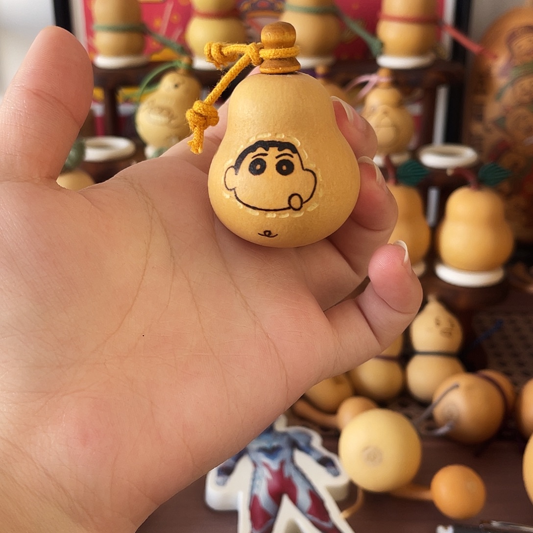 G***i可爱蜡笔小新做工葫芦