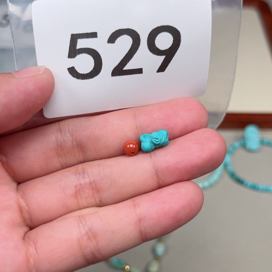 南红玛瑙未镶嵌珠宝奇石