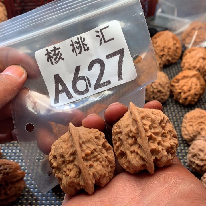 吊坠文玩核桃野蝉