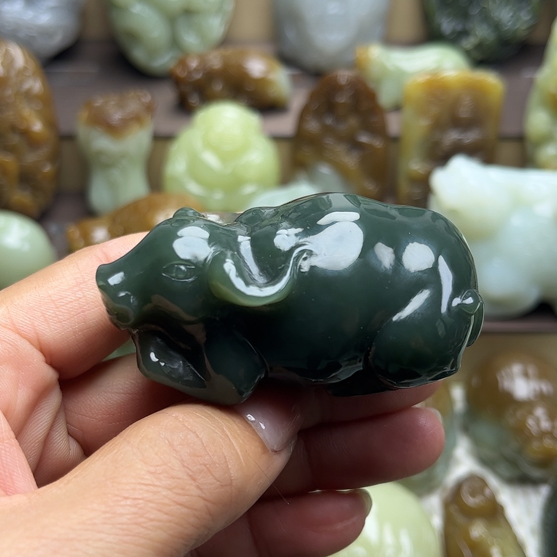 和田玉未镶嵌挂件