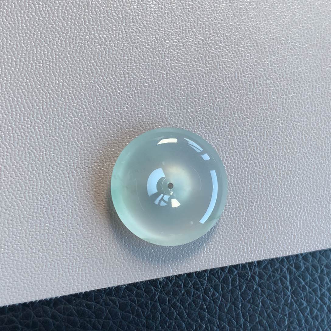 翡翠颈饰未镶嵌天然翡翠