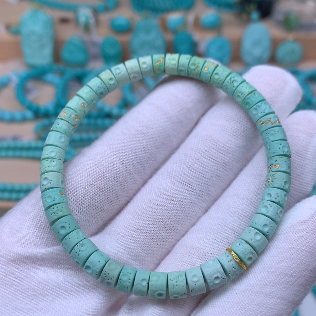 绿松石精品配饰未镶嵌