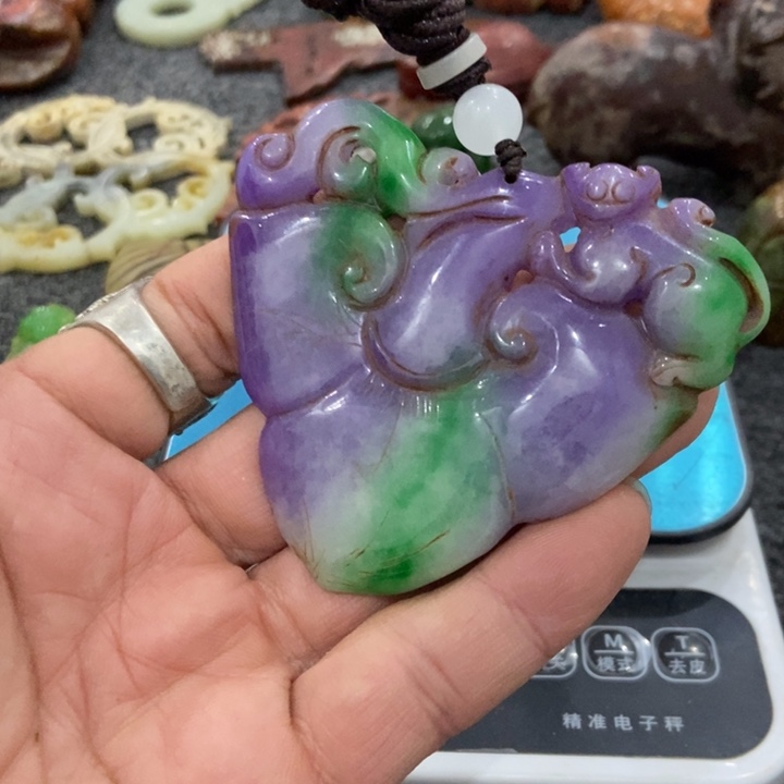 白玉菩提吊坠摆件