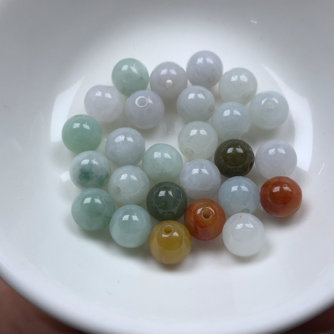 翡翠颈饰未镶嵌卡7➕。26颗。单圈。