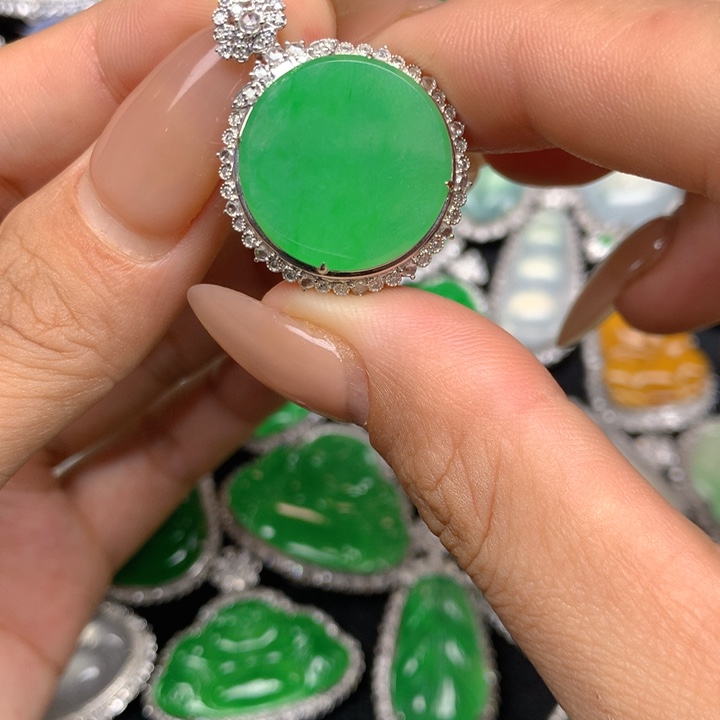 翡翠18K金镶嵌吊坠(不含链)