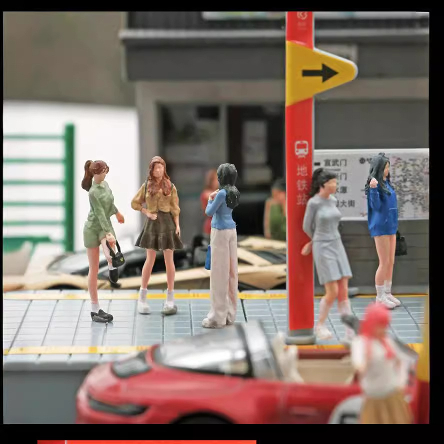 1/64仿真微缩树脂人偶模型彩色迷你小人立体款沙盘玩具女微拍摆件