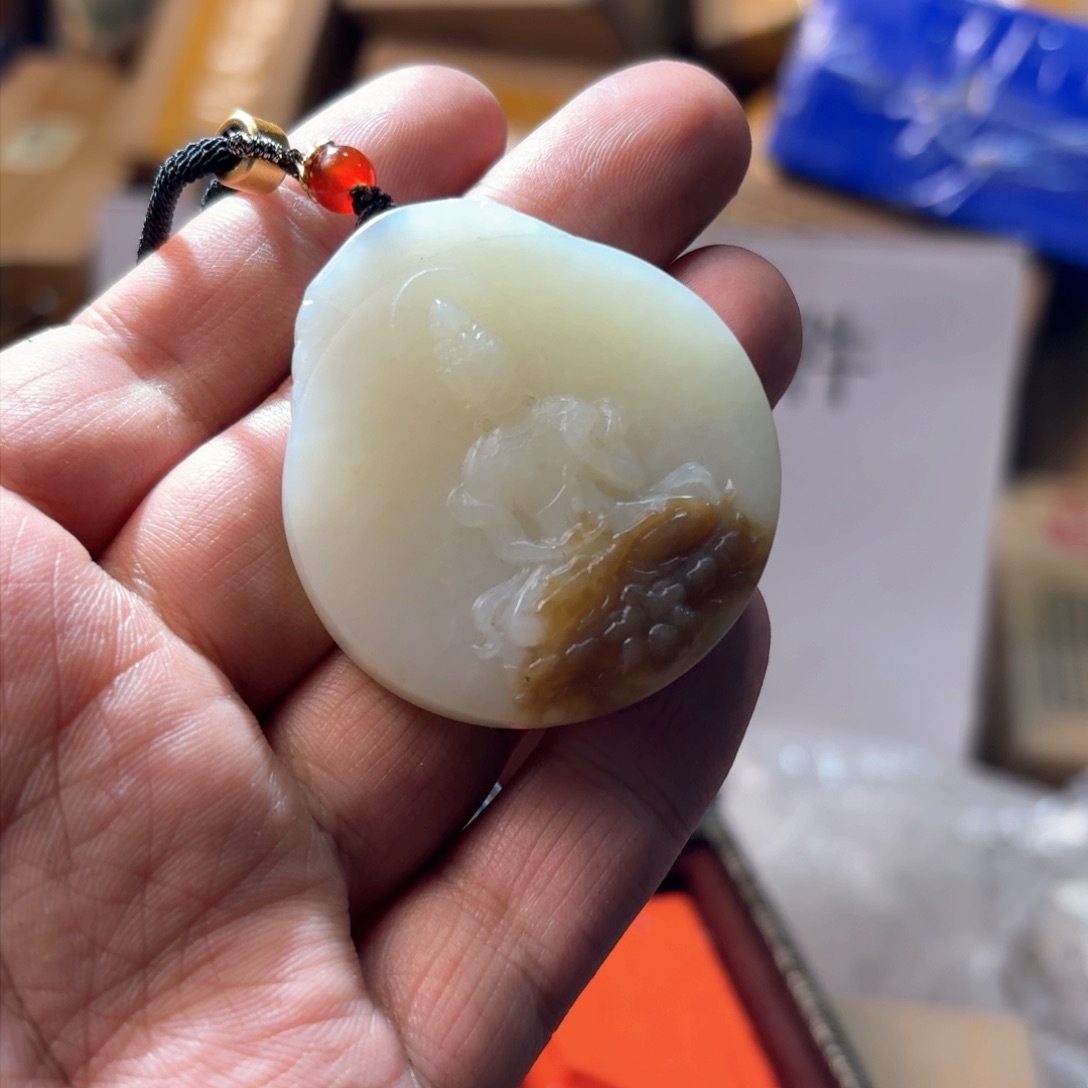 和田玉颈饰未镶嵌