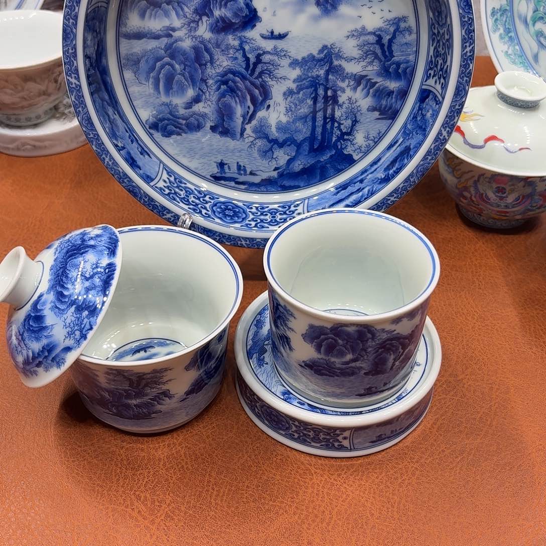 景德镇市和上海浦东新