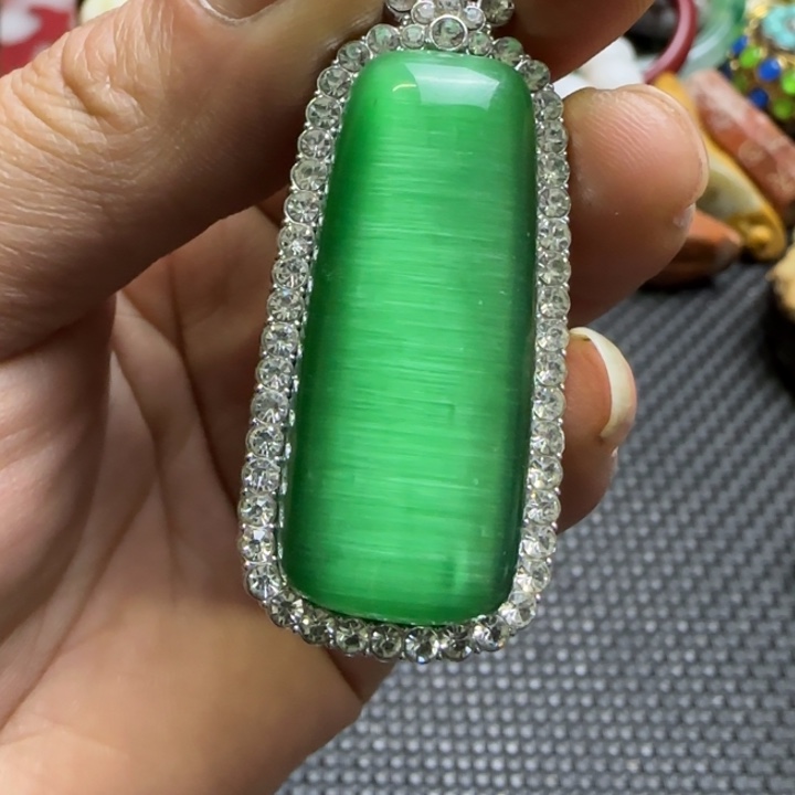 紫金钵盂菩提吊坠