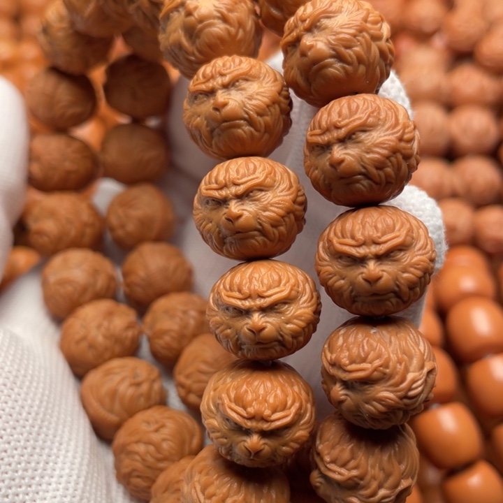 猴头核桃吊坠惯**眠斗战胜佛