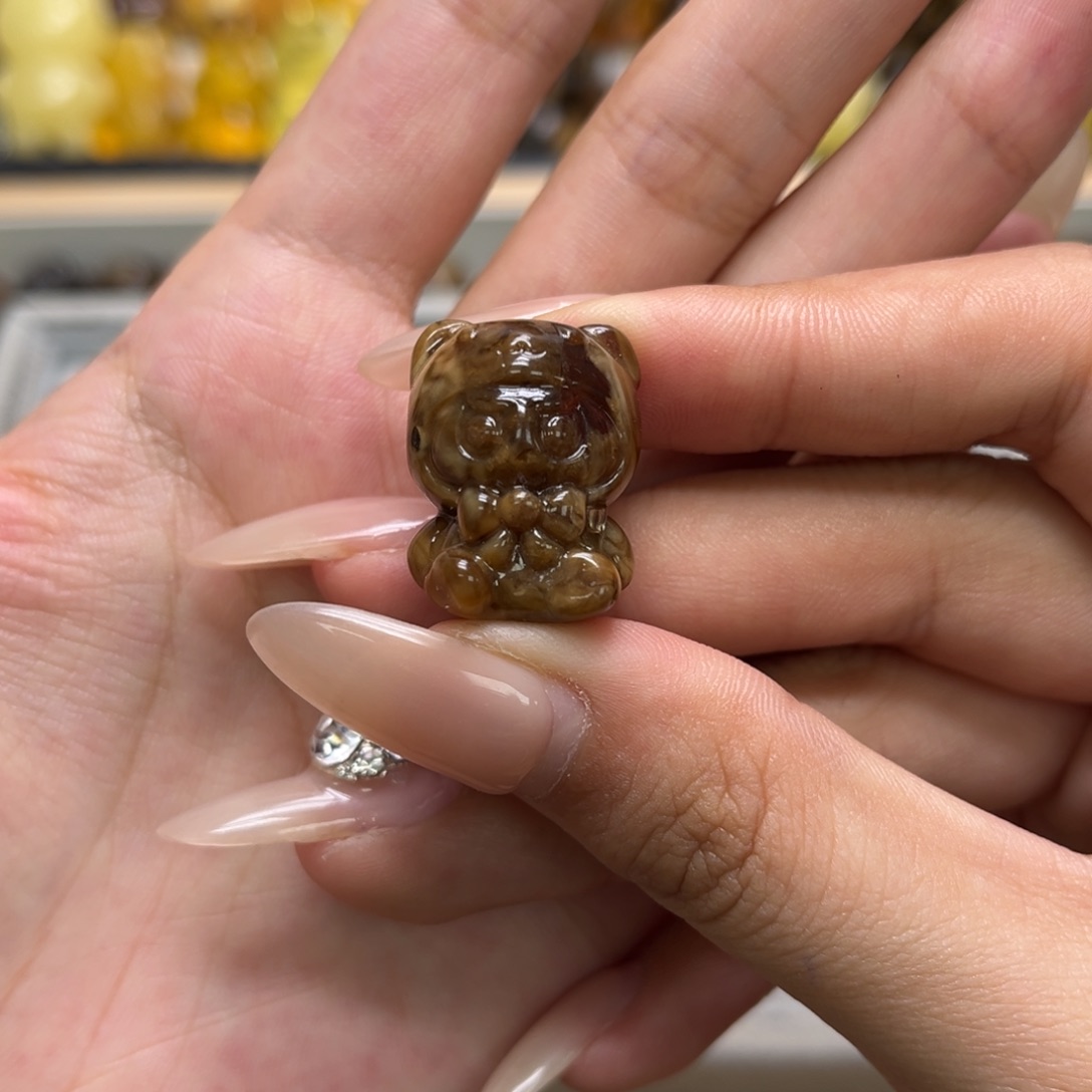 琥珀未镶嵌裸石天然琥珀根珀溶洞拉布布