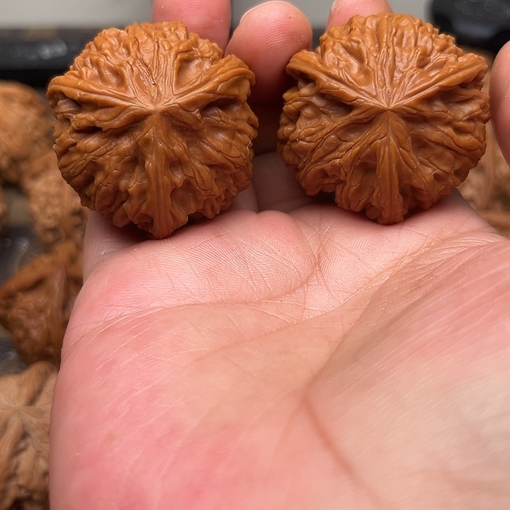 文玩核桃吊坠你们都在