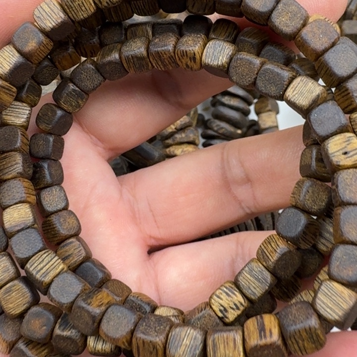 沉香手串张勺子手串19克加