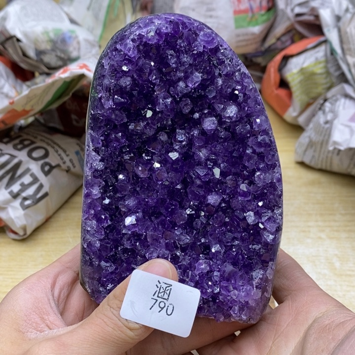 水晶大型摆件（非配饰）未镶嵌