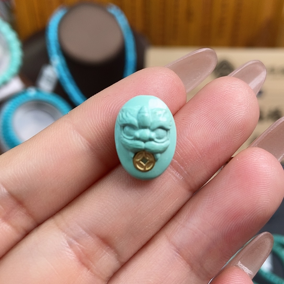 绿松石雕刻未镶嵌