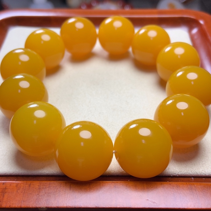 玛瑙/玉髓手串未镶嵌鸡油黄