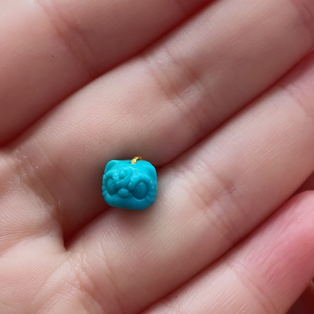 绿松石颈饰未镶嵌