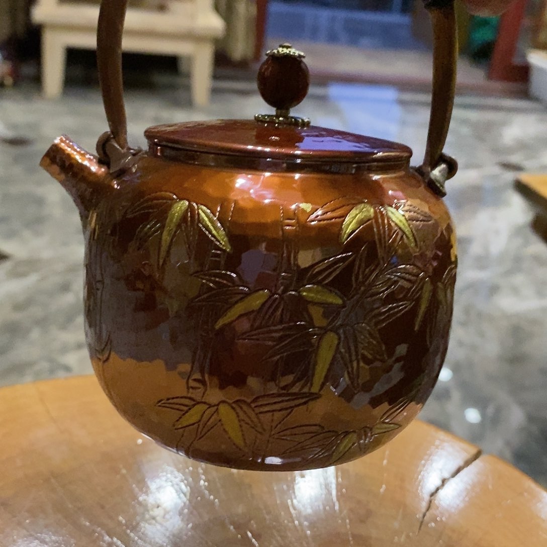 手工锻打工艺竹子錾刻壶烤色