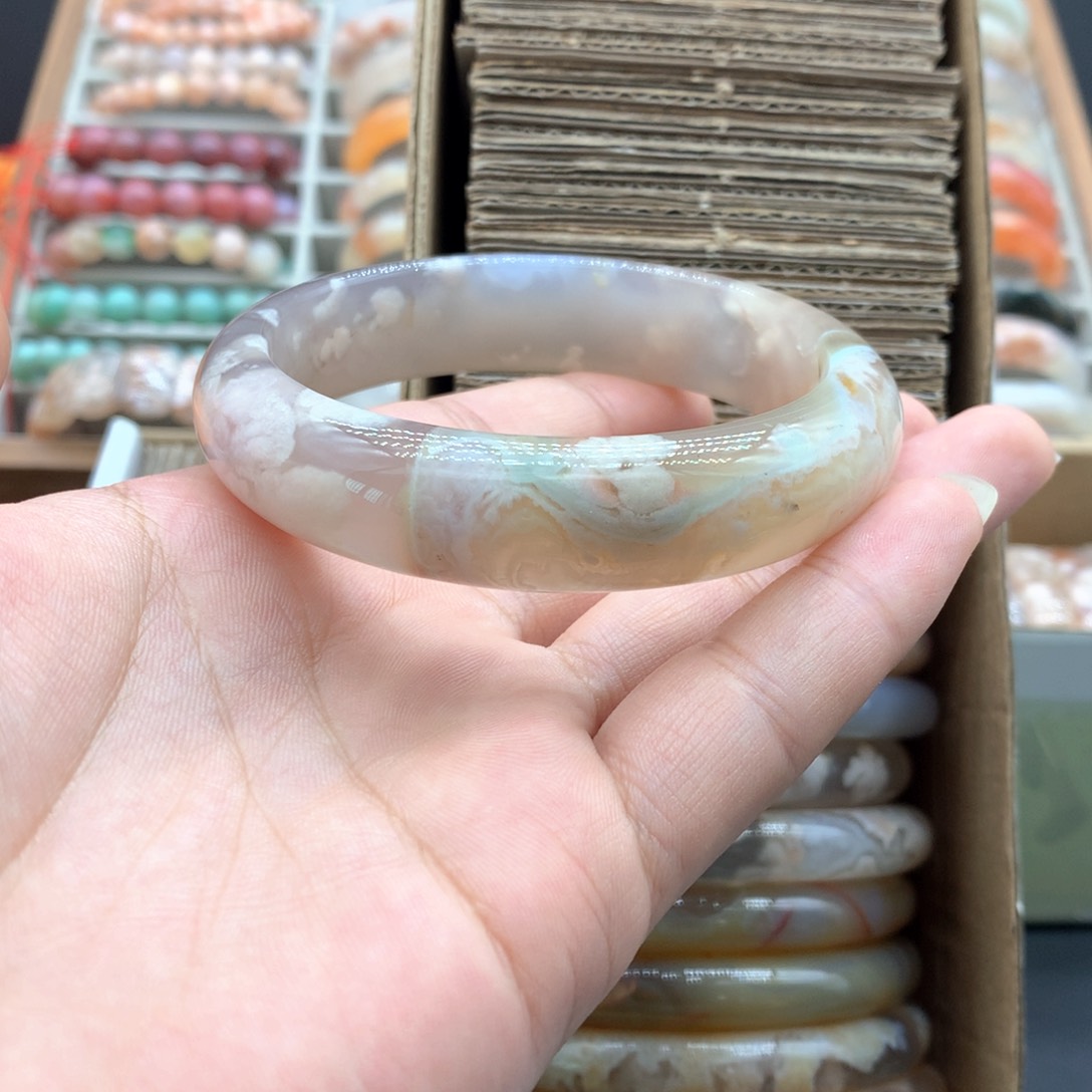 【闪购商品】玛瑙/玉髓手镯未镶嵌陆*胖