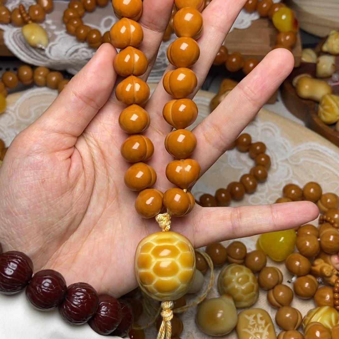 猴头核桃吊坠屁桃玻璃底卡14