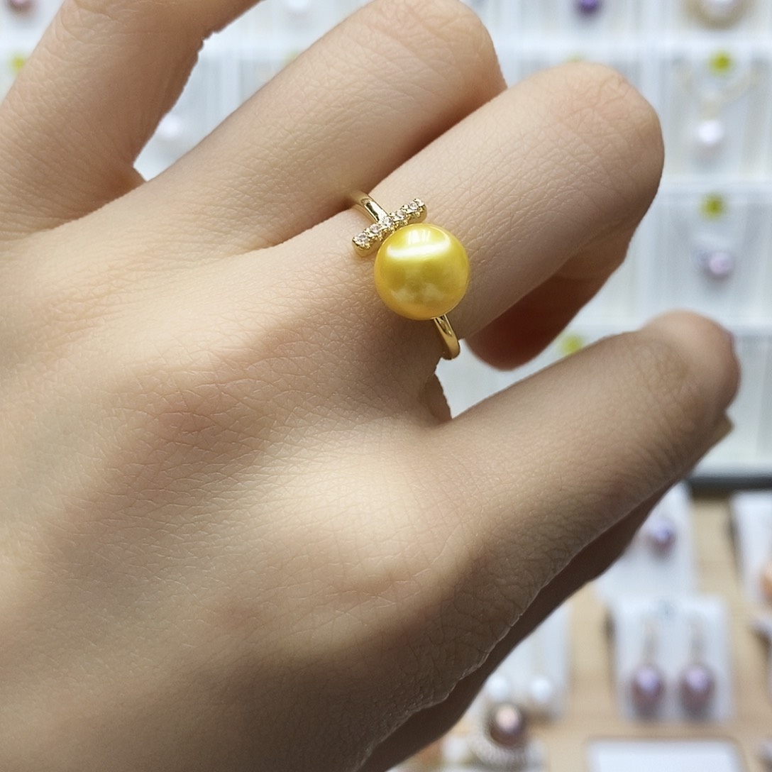 淡水珍珠颈饰合金