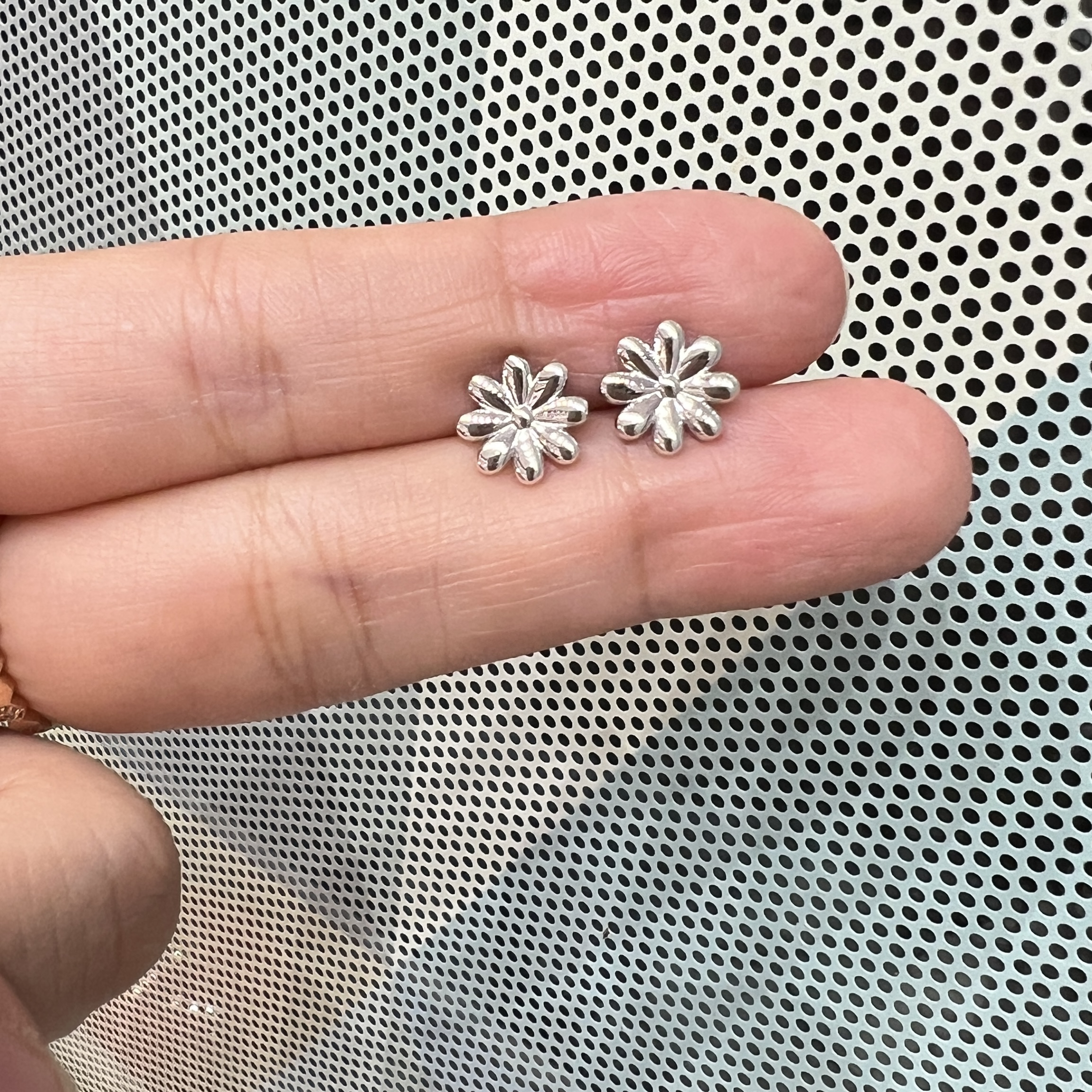 铂金Pt950精工耳钉