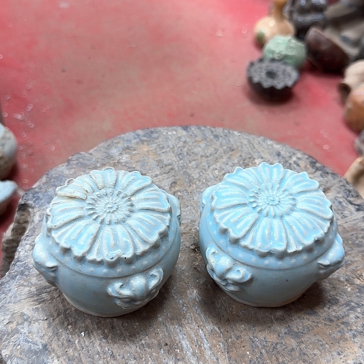 琉璃手工艺品叫你小弟给你扎地啊