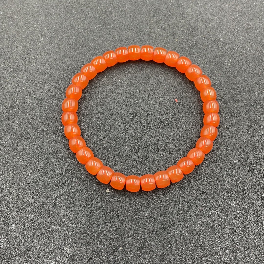 BY0219FMC标87 南红手串