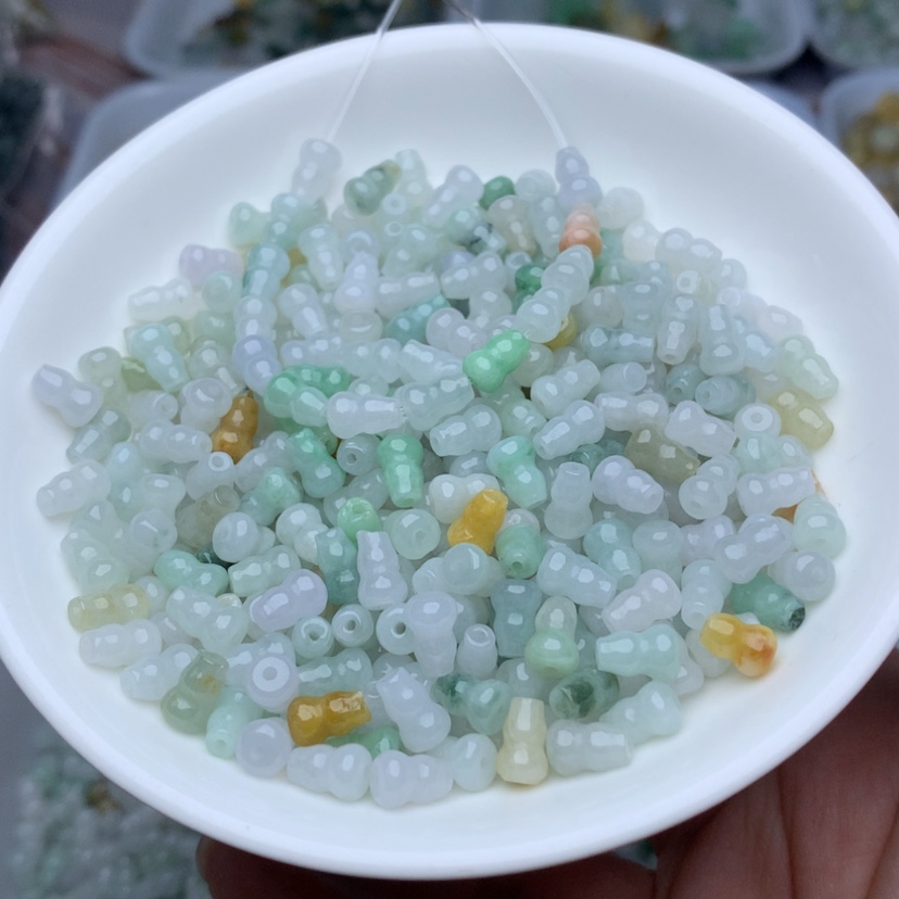 【闪购商品】翡翠手链未镶嵌卡5乘7.4冰葫芦50颗