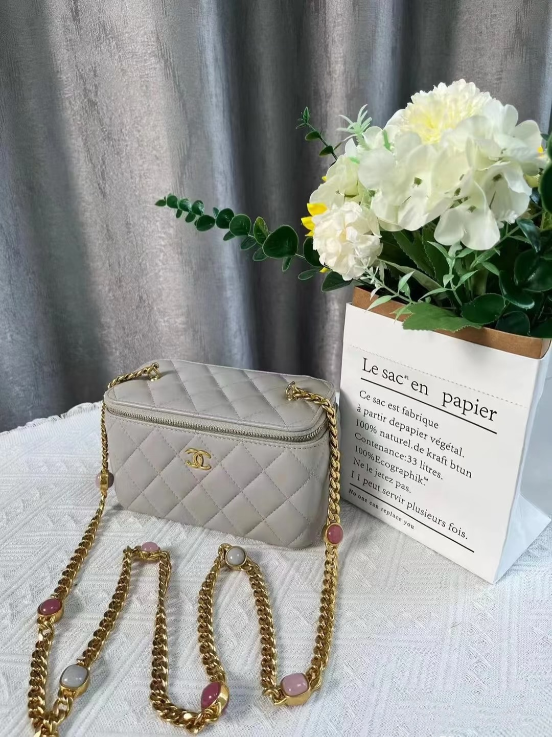 99新 Chanel/香奈儿 香奈儿 宝石链条长盒子灰色/公价无/甄选