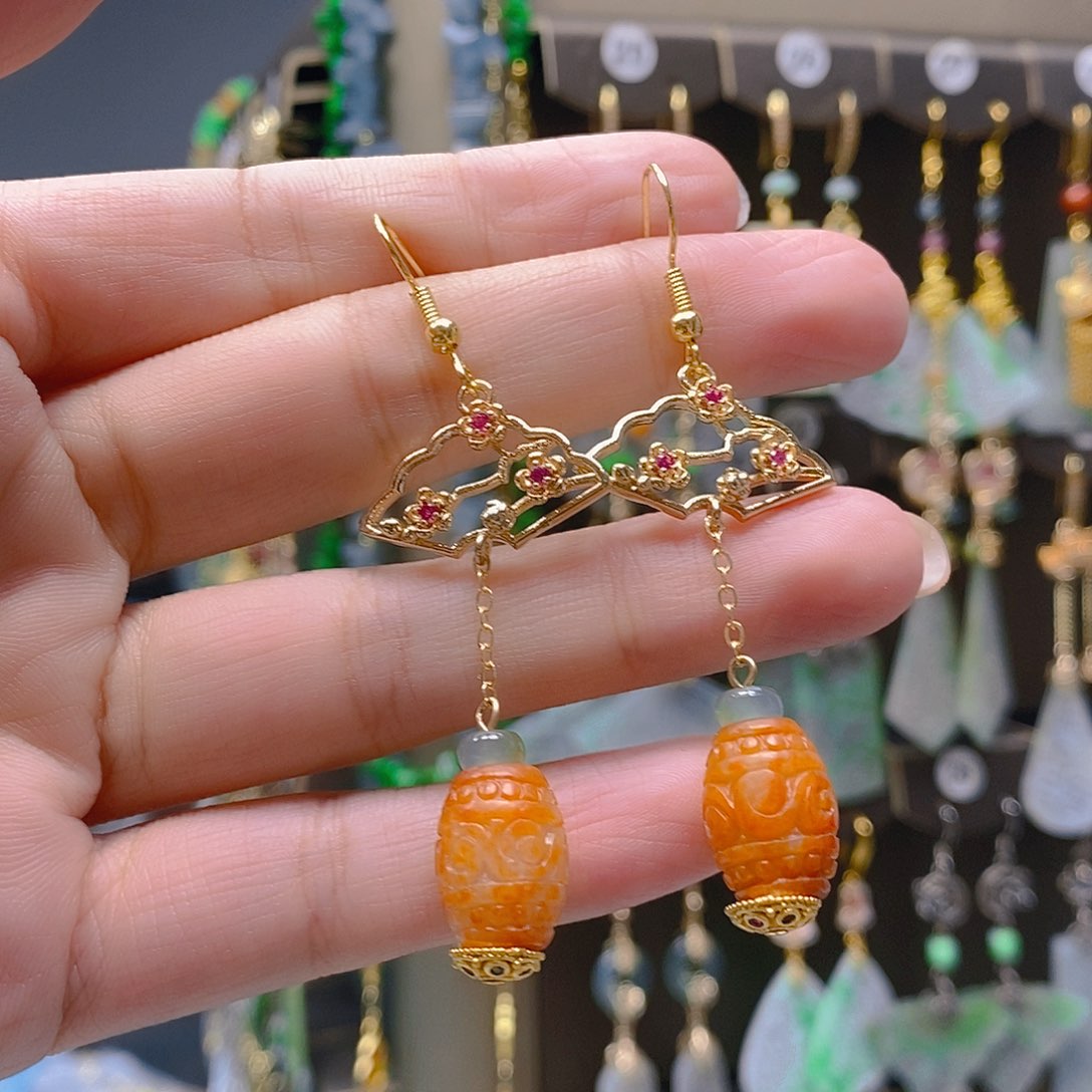 未镶嵌翡翠耳饰翡翠