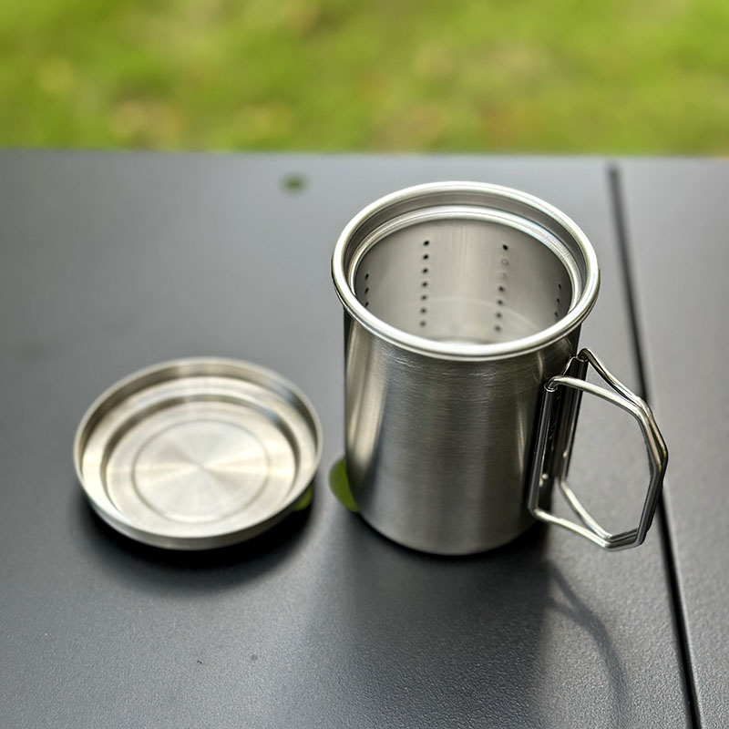 户外喝茶304不锈钢单人水杯带茶漏登山旅行喝水喝茶304不锈钢口杯