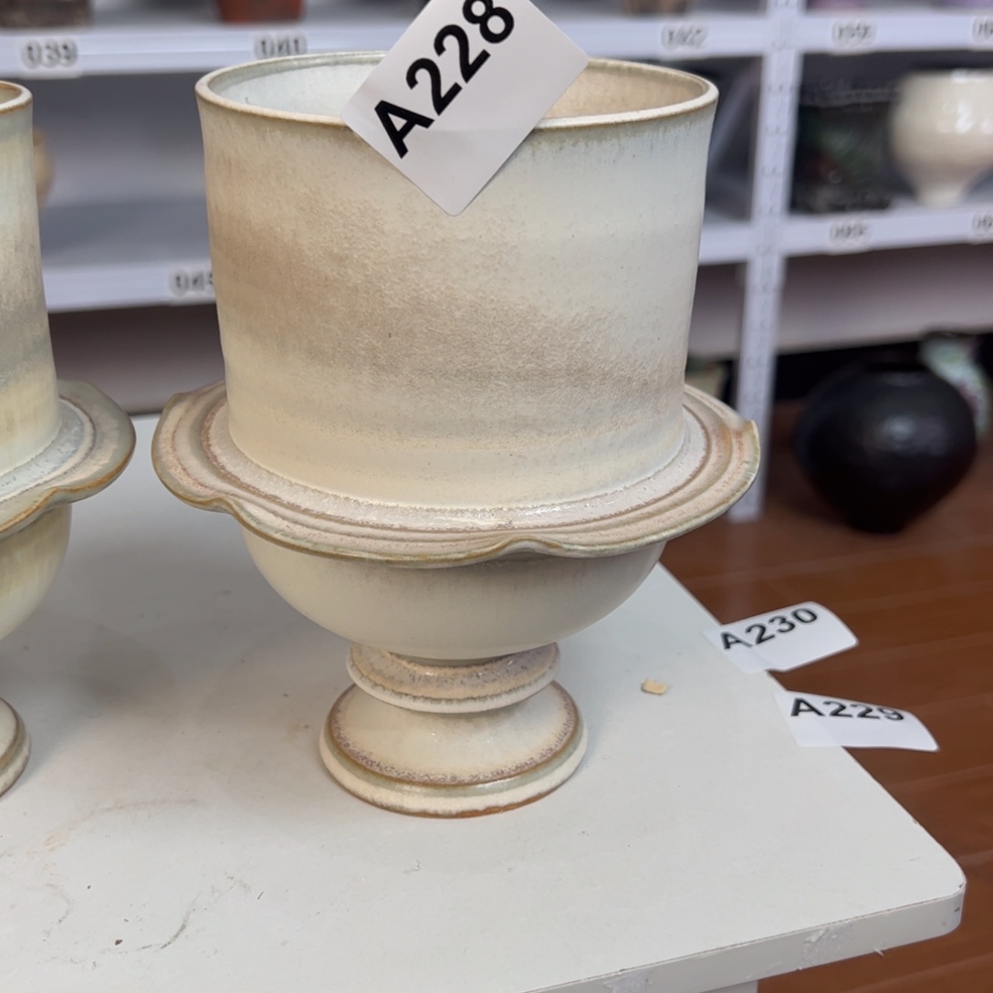 L***u228景德镇手工花器