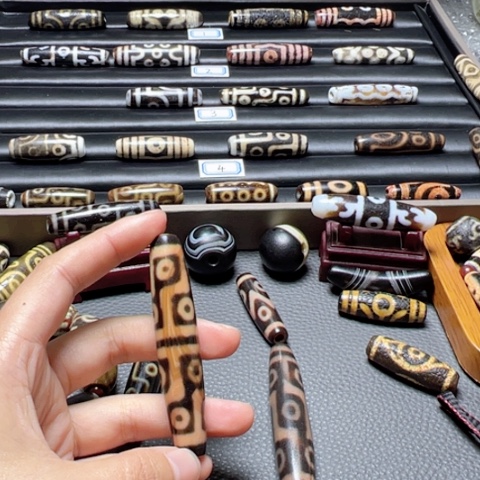 玛瑙/玉髓颈饰未镶嵌自*人