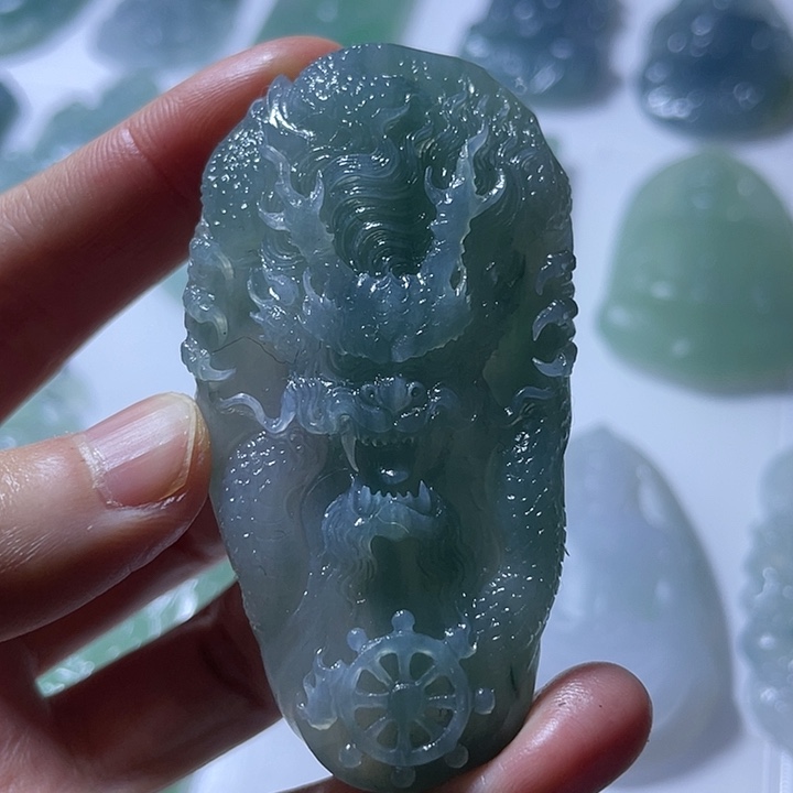 定制翡翠未镶嵌挂件