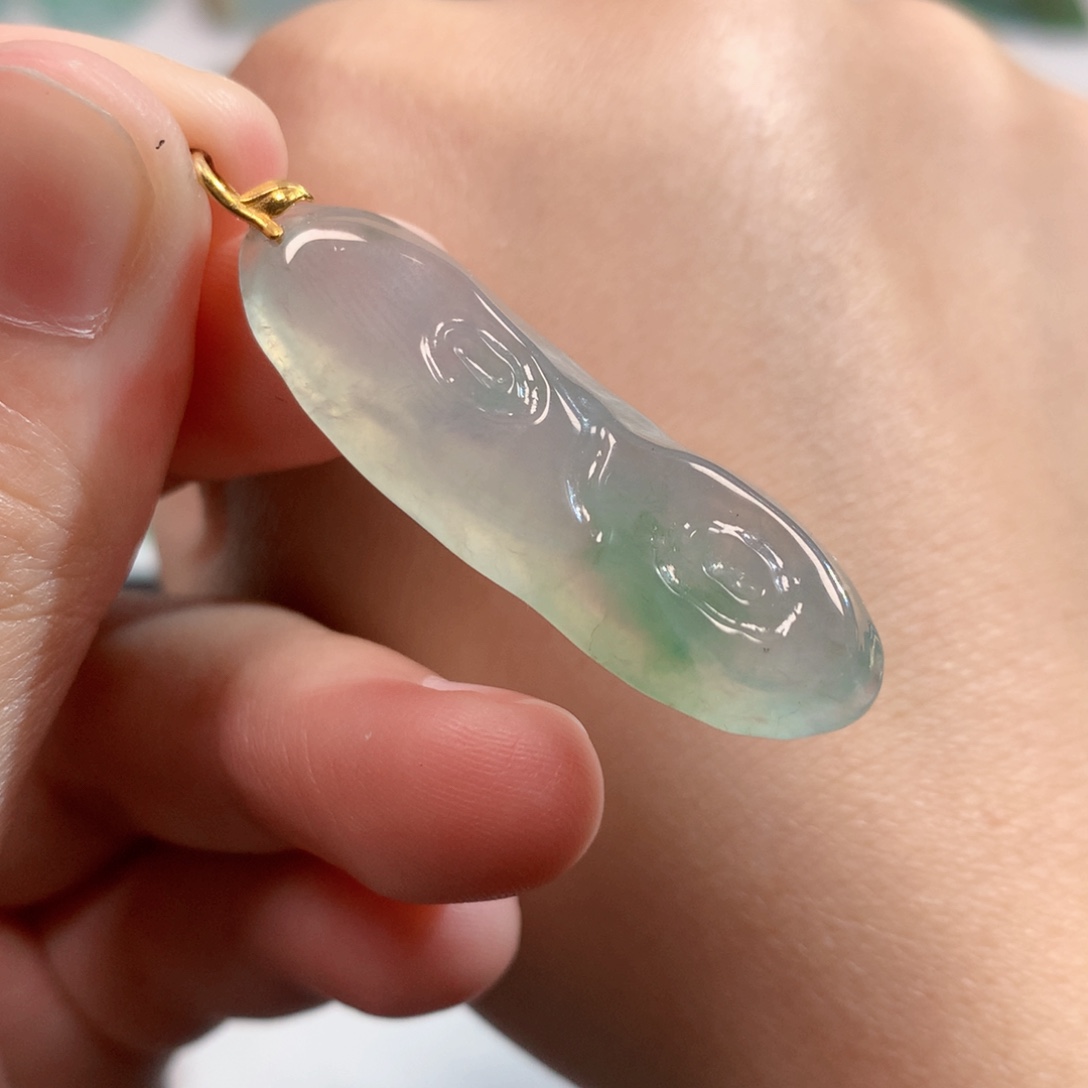 翡翠未镶嵌吊坠(不含链)44