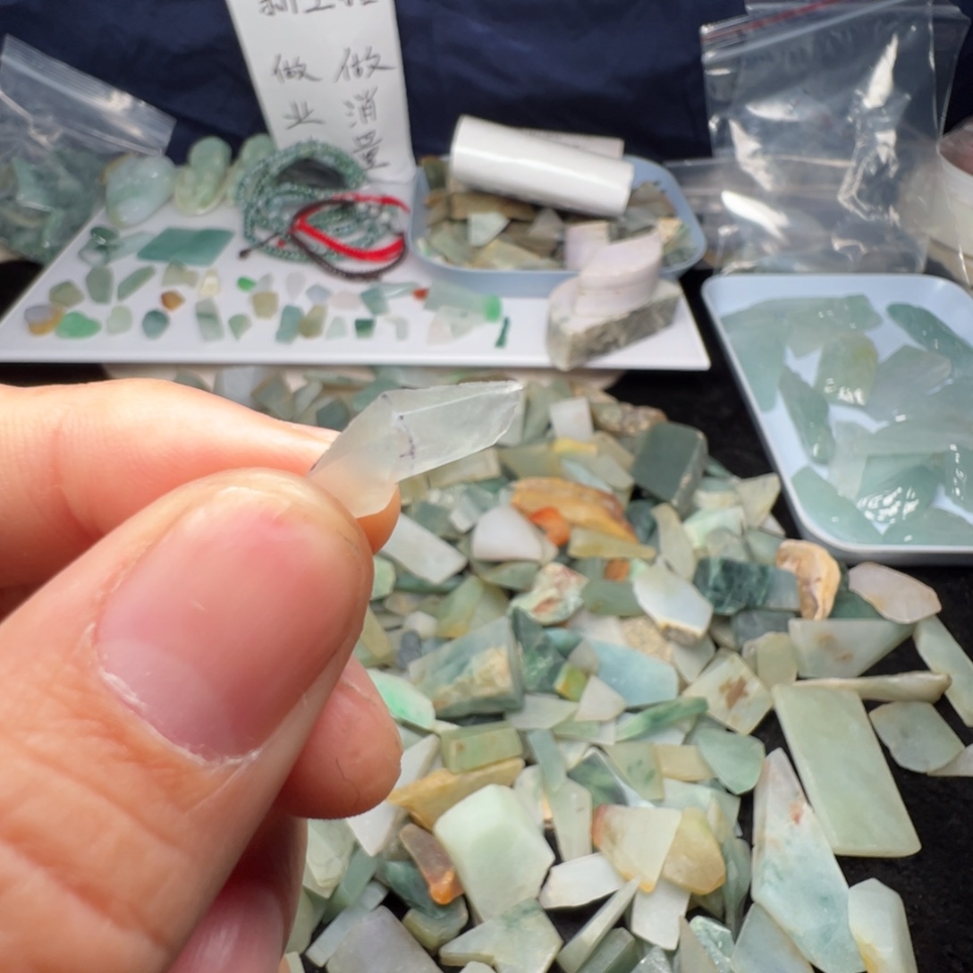 翡翠裸石缅甸翡翠A货