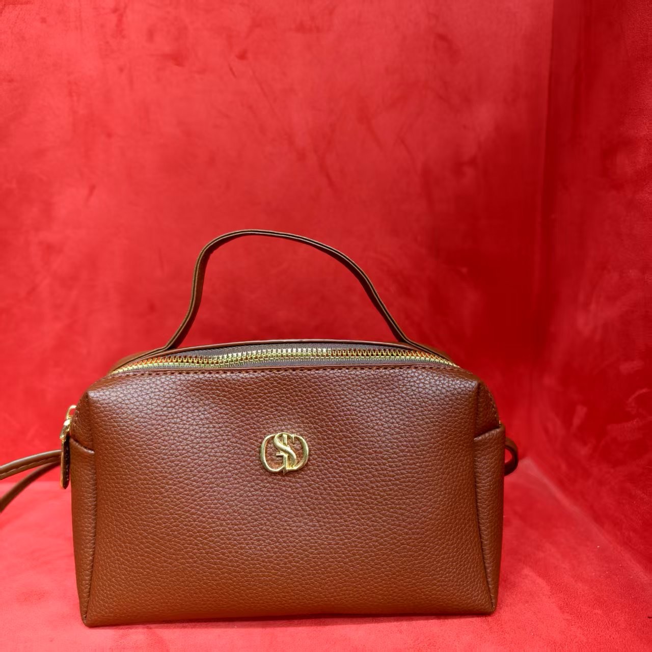 （亮牌灯点关注才可以拍）单肩斜手提包气质手提包肩包经典轻奢时尚