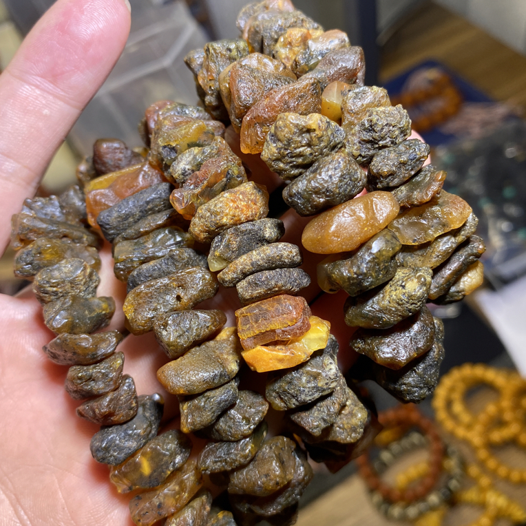 药珀饼子手串16左右规格（松香味浓）