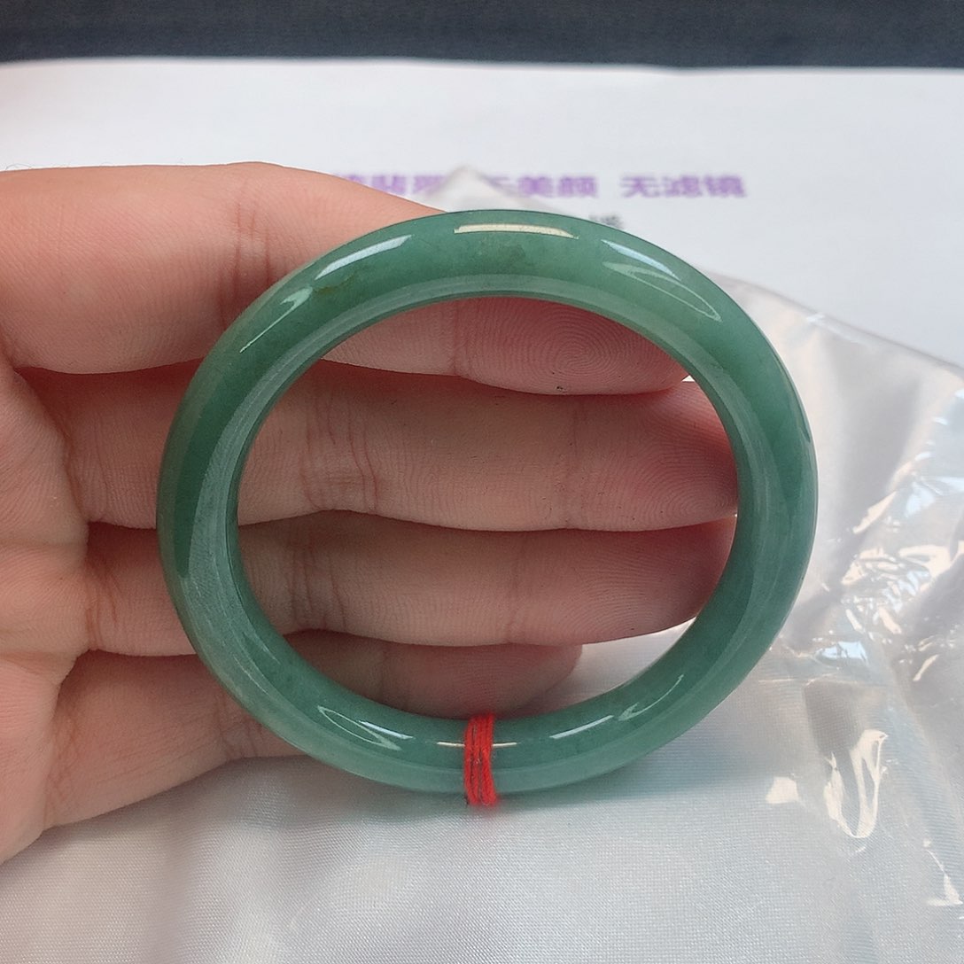 翡翠手镯（圆镯）未镶嵌334号