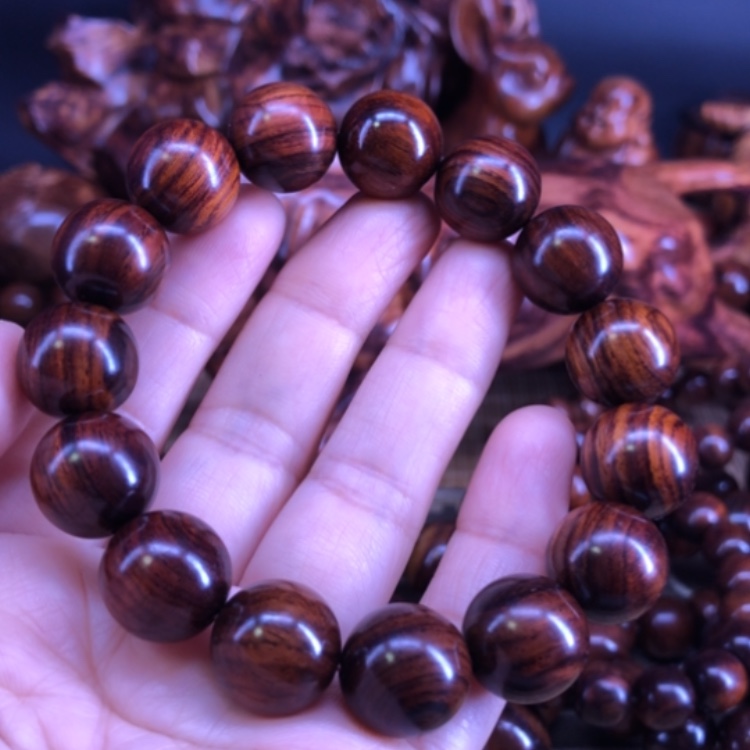 【闪购商品】黄花梨/降香黄檀把件袁*